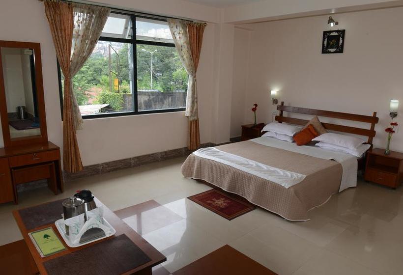 Hotel Juniper Tree 13