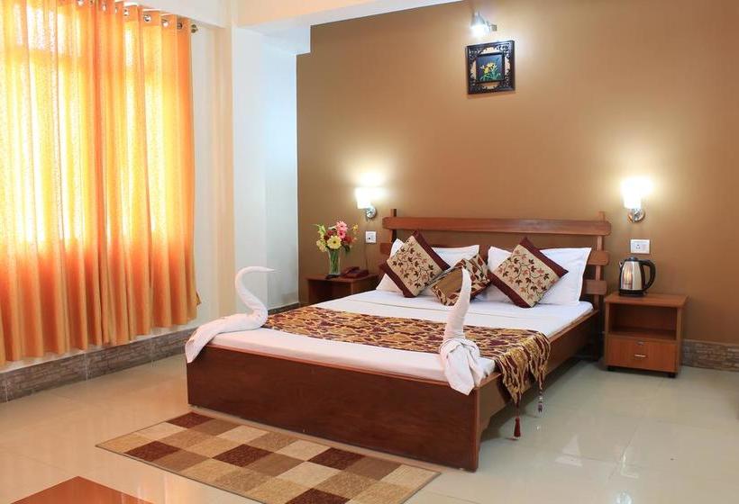 Hotel Juniper Tree 3