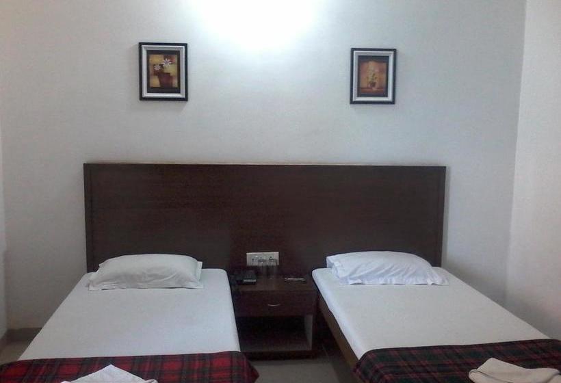 Hotel Buddha Residency 12