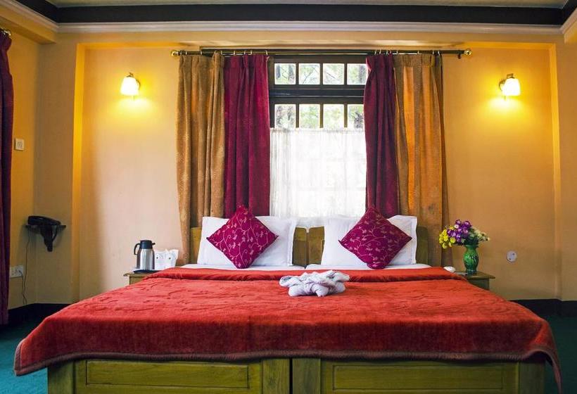 Hotel Hill Crown Retreat 9