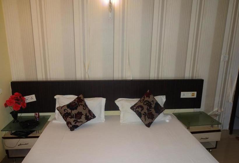 Hotel Royal Residency 1