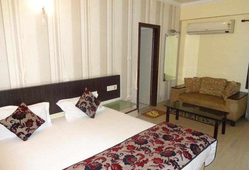 Hotel Royal Residency 16