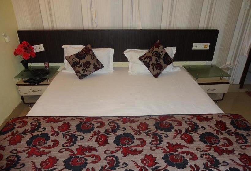 Hotel Royal Residency 2