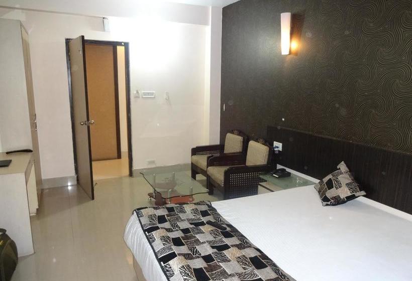 Hotel Royal Residency 3