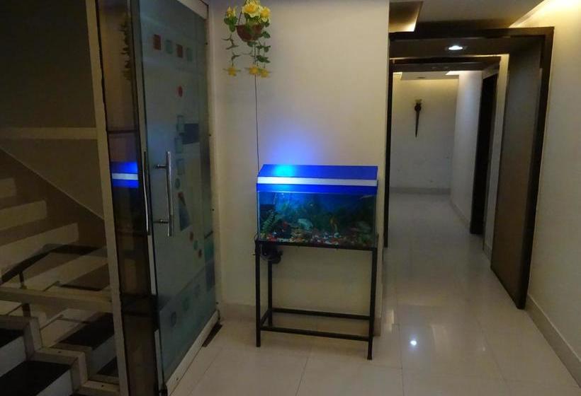 Hotel Royal Residency 5