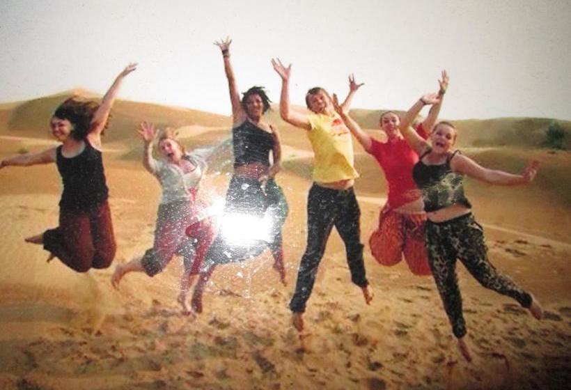 Hotel Desert Memories