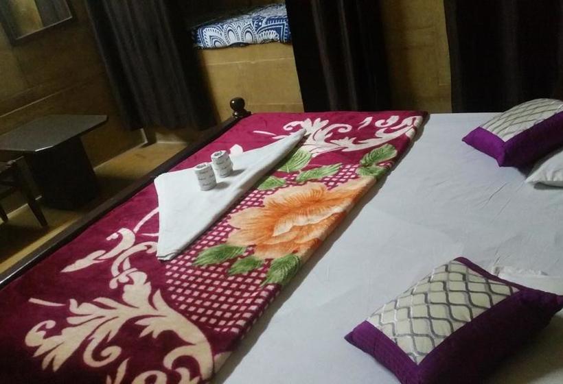 Hotel Desert Memories 11