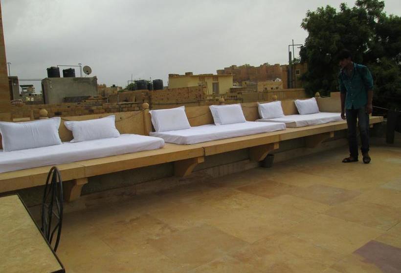 Hotel Desert Memories 4