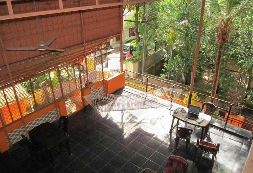 Bed and Breakfast Paradise Inn Guest House 15