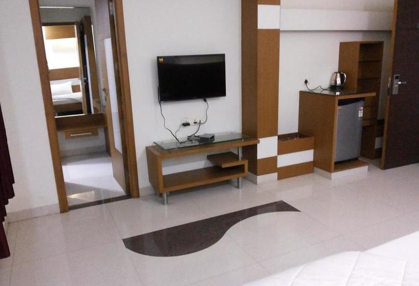 Hotel Somdeep Palace 10