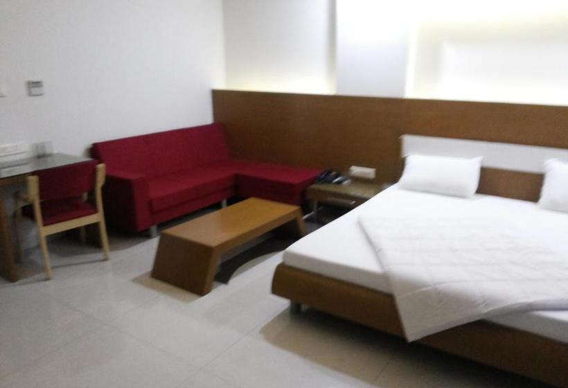 Hotel Somdeep Palace 11