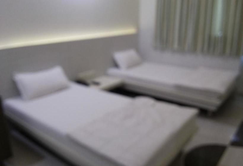 Hotel Somdeep Palace 2