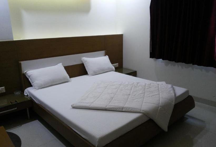 Hotel Somdeep Palace 4