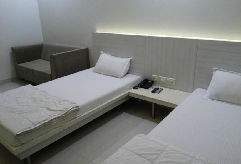 Hotel Somdeep Palace 9