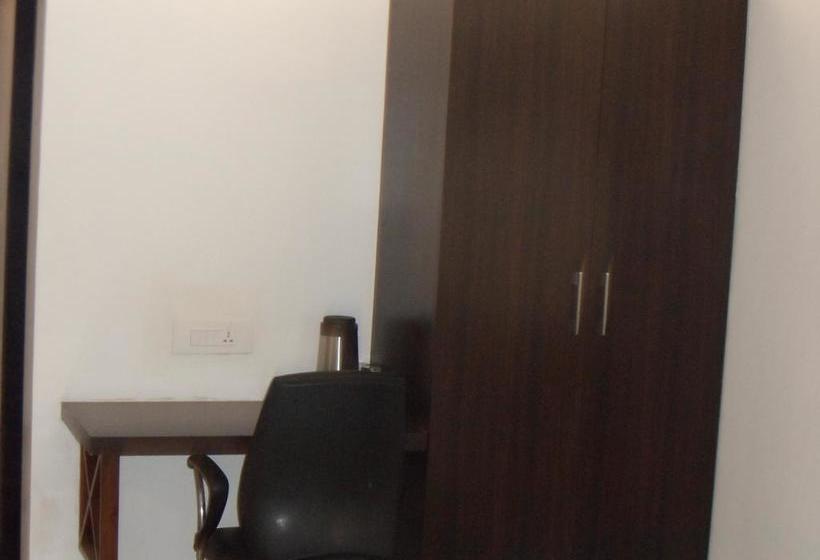 Hotel Mapple Inn Ahmedabad