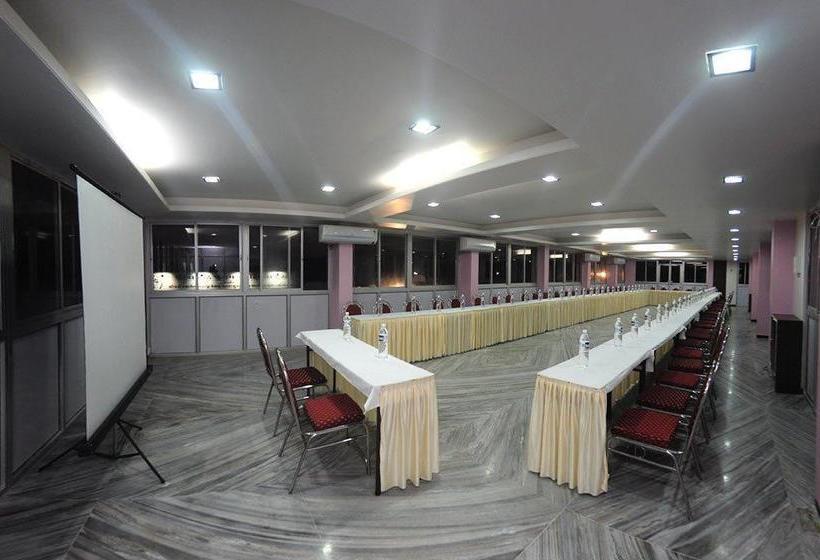 Hotel Mount View Resort 10