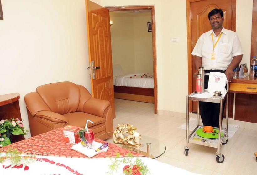 Hotel Sri Sarvesha Js Palace 16