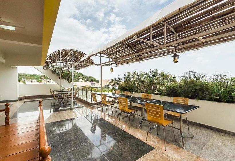 Hotel Sri Sarvesha Js Palace 3