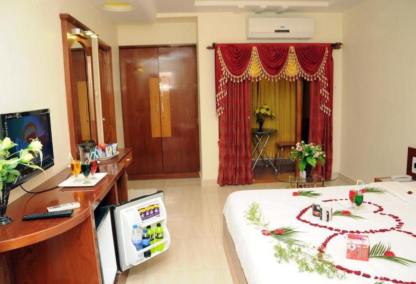 Hotel Sri Sarvesha Js Palace 5