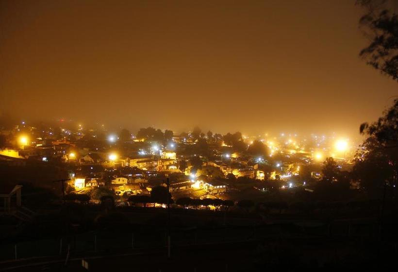 Hotel Al Woodlands Residency 9