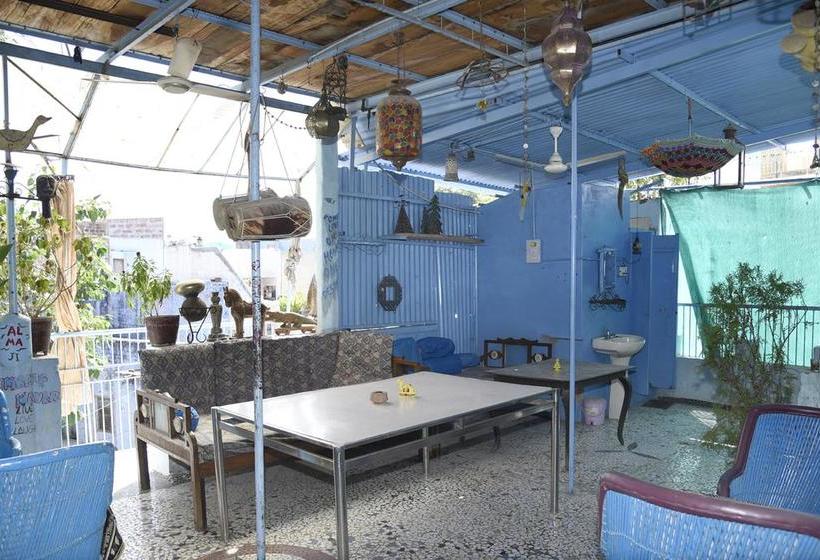 Bed and Breakfast Bob Hostel 11