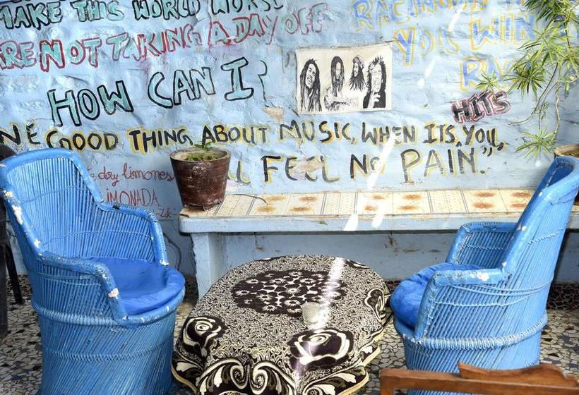 Bed and Breakfast Bob Hostel 12