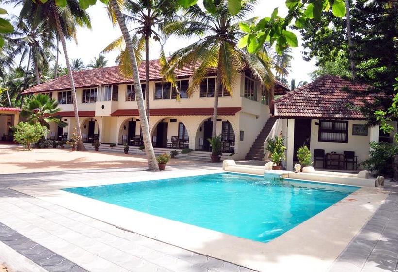 Lagoona Beach Resort Kovalam