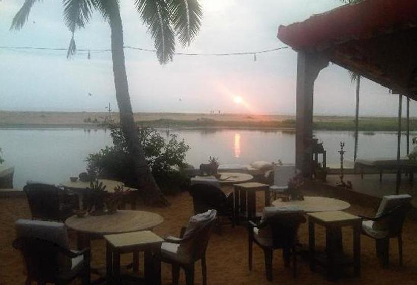 Lagoona Beach Resort 14