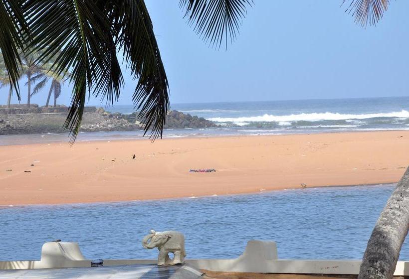 Lagoona Beach Resort 19