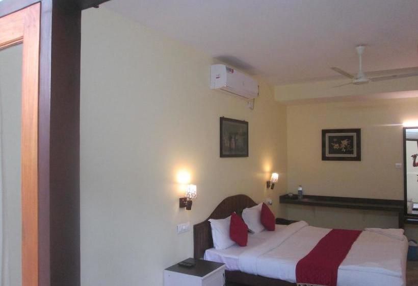 Lagoona Beach Resort 8