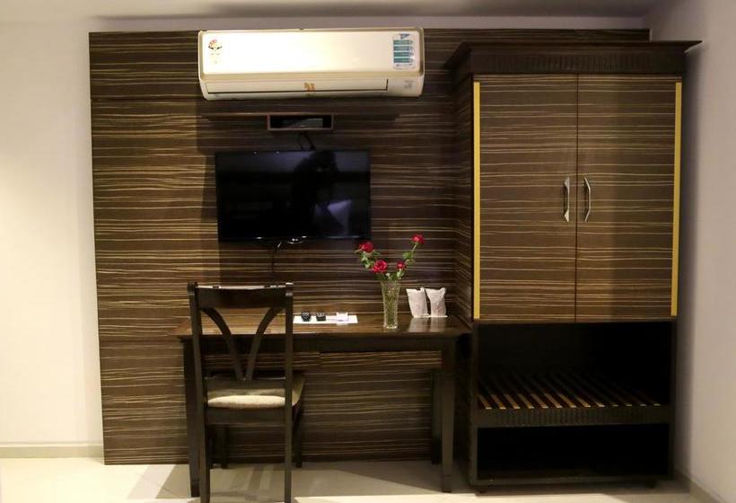 Hotel The Grand Radiant 8