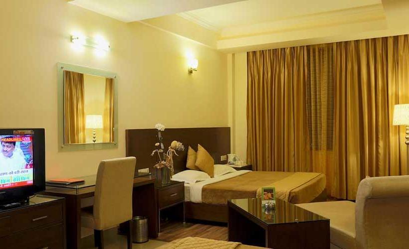 Hotel The Atrium On The Greens 6