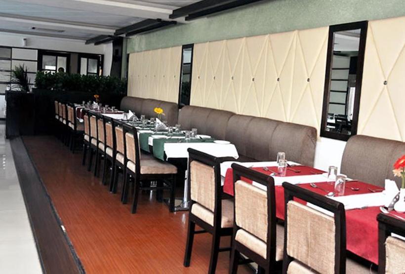 Ark Hotel & Resorts 16