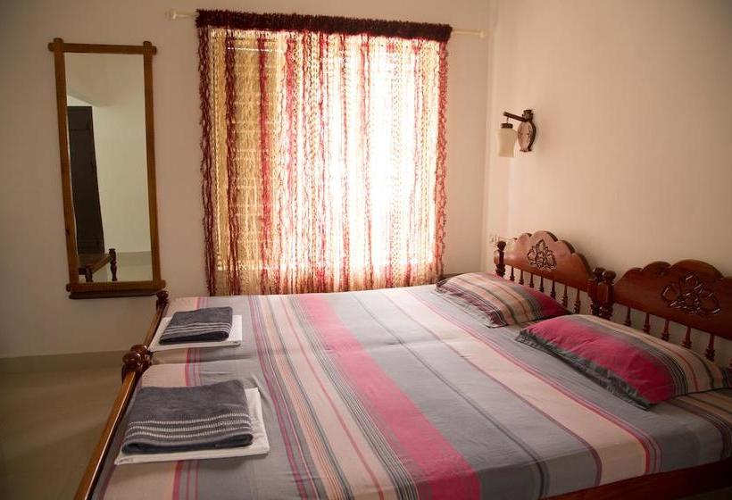 Sangeeth Beach Resort 10