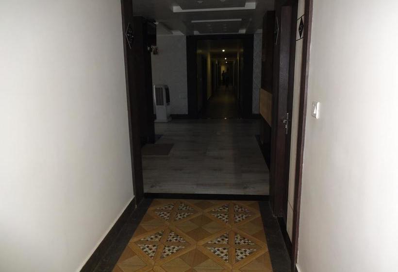 Hotel Anushree 10
