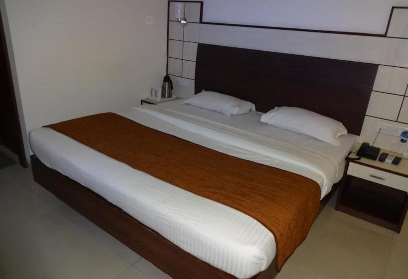 Hotel Anushree 16