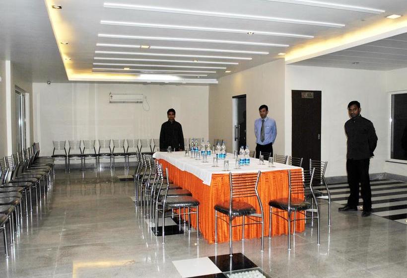 Hotel The Sapphire Grand 16