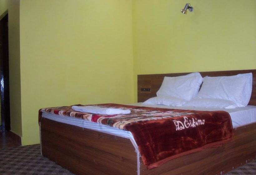 Apple Orchid Resort 5