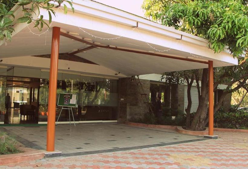 Wonderland Resort 15