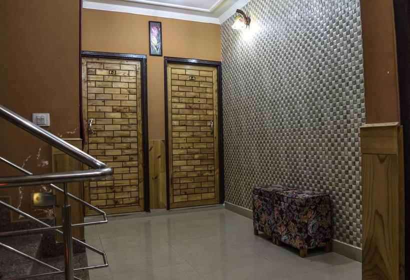 Hotel Kashmir Inn 20