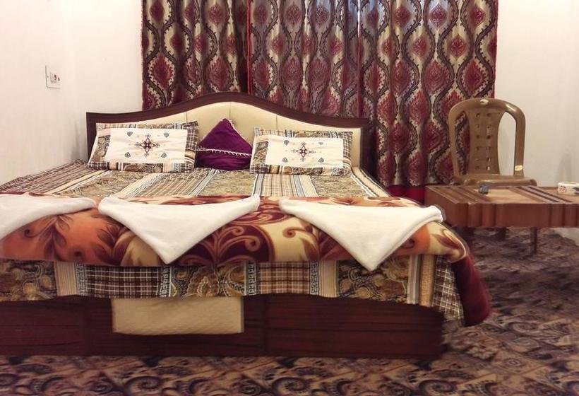 Hotel Kashmir Inn 7