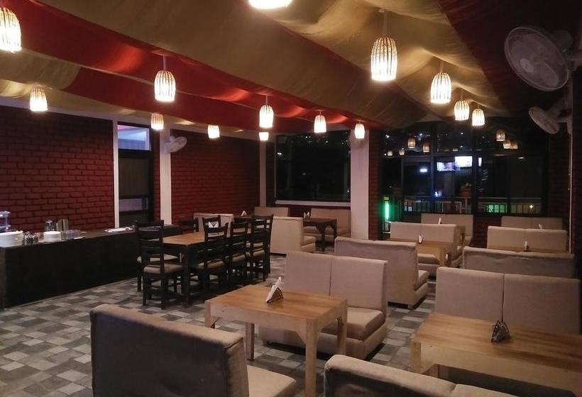 Hotel Holiday Hill 2