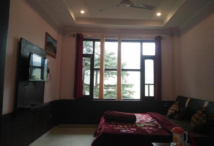 Hotel Holiday Hill 9