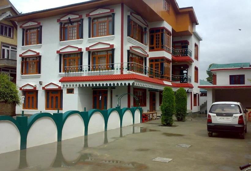 Hotel Grand City Jammu y Cachemira