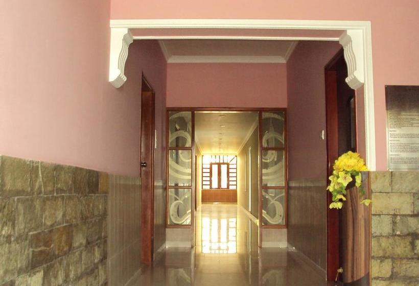 Hotel Tourist Inn 14