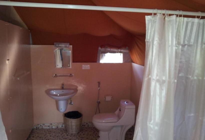 Resort Whispering Woods 2