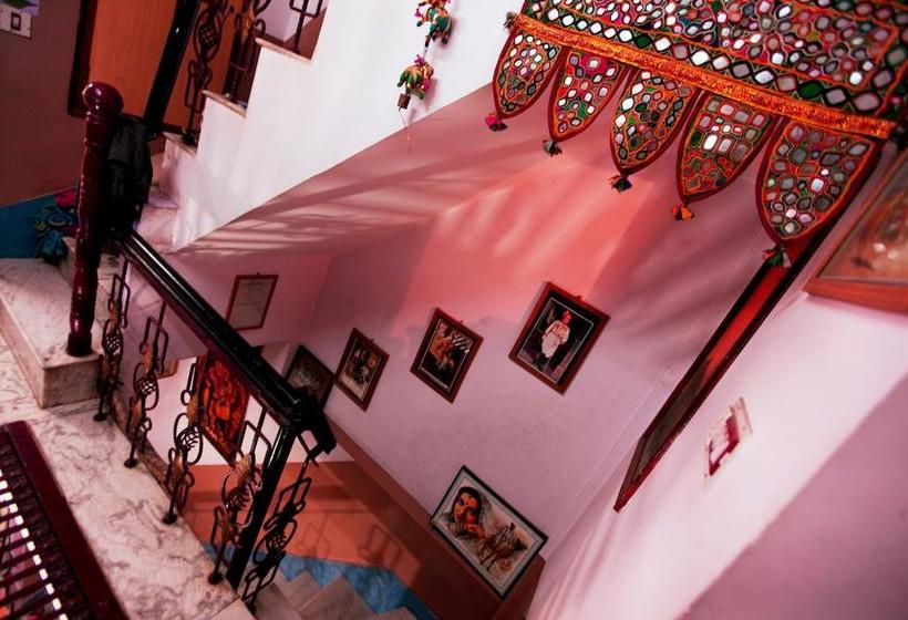 Bed and Breakfast Shanti House 5