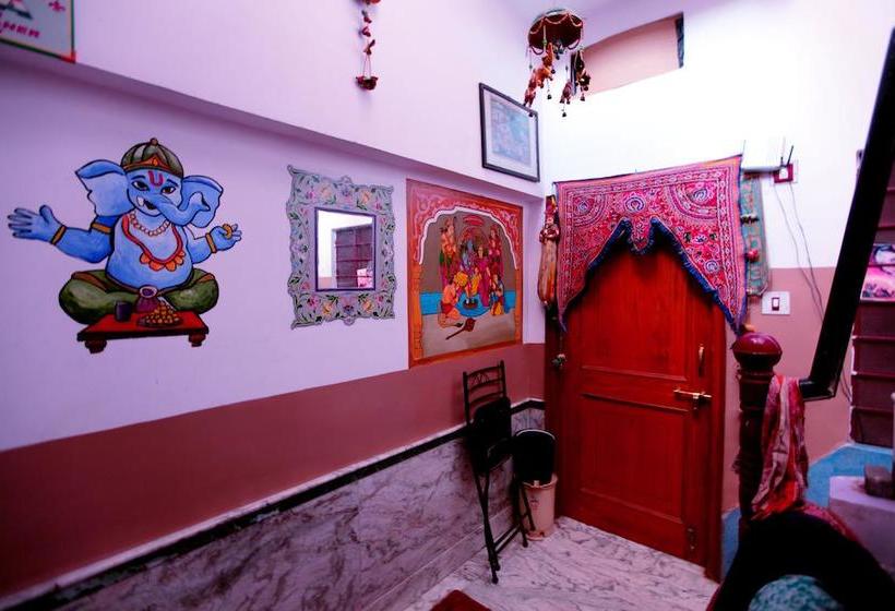 Bed and Breakfast Shanti House 8