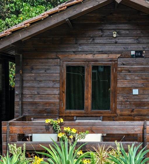 Resort Lotus Sutra 13