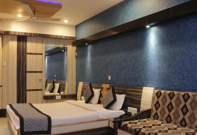Hotel Neelkamal 6